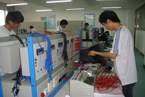 煙臺(tái)機(jī)電學(xué)校有哪些？