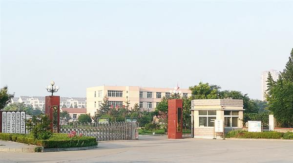 山東龍口礦業(yè)集團(tuán)高級技工學(xué)校開設(shè)了哪些專業(yè)？
