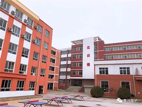 洛陽軌道交通學(xué)校哪家好？就業(yè)有保障嗎？