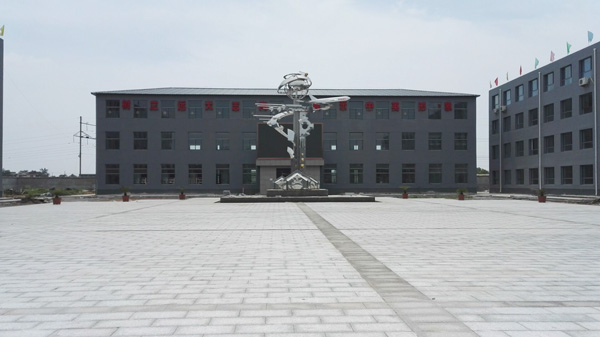 石家莊中英航空學校有什么就業(yè)保障和獎勵措施？