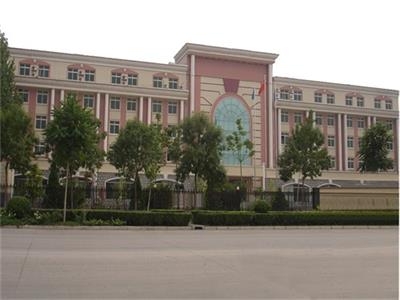 報考保定新興工業(yè)技工學校怎么樣？   